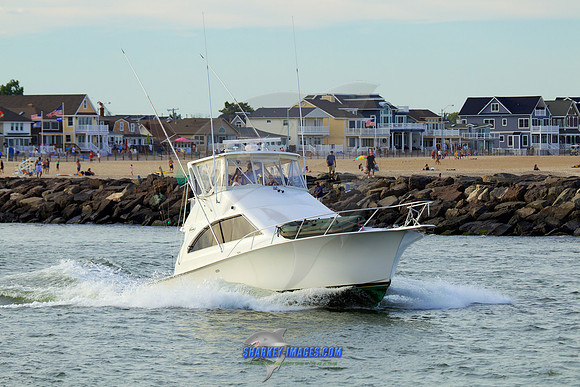 160902A 282