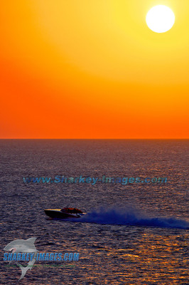 111113R3 895 - Version 3