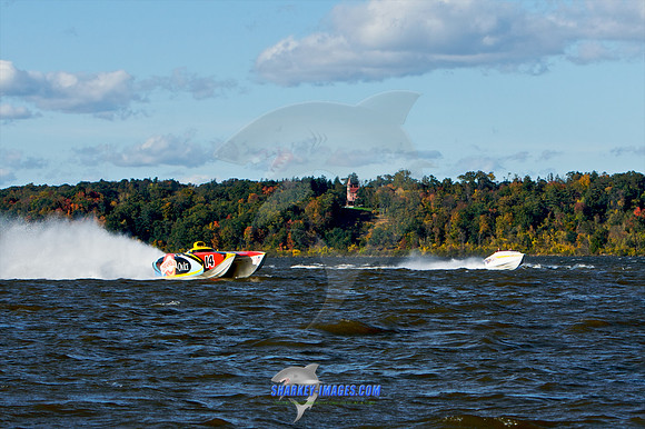 101009B 372 - Version 2.jpg