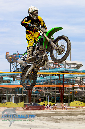 110604B 1043 - Version 2