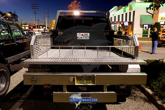 QUAKER STEAK and LUBE TRUCK NIGHT by Sharkey-Images