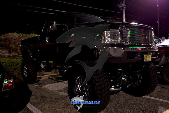 QUAKER STEAK and LUBE TRUCK NIGHT by Sharkey-Images