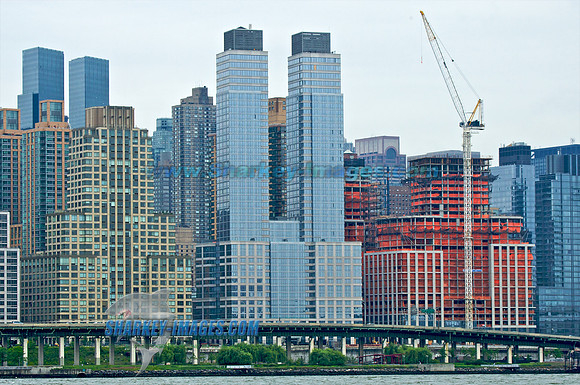 062009C 390 - Version 2.jpg