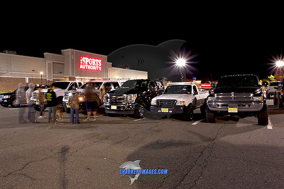 QUAKER STEAK and LUBE TRUCK NIGHT by Sharkey-Images