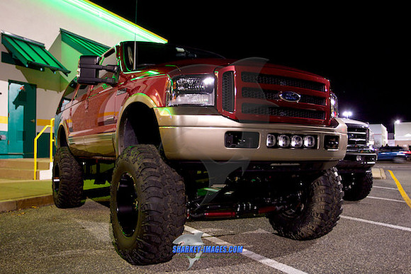 QUAKER STEAK and LUBE TRUCK NIGHT by Sharkey-Images