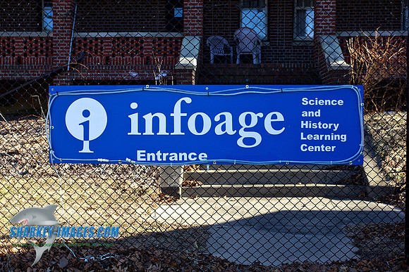 140315A 300 Info Age