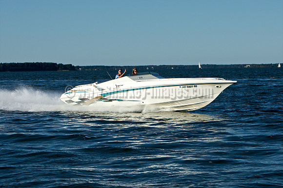 091909_3 162 - Version 2.jpg
